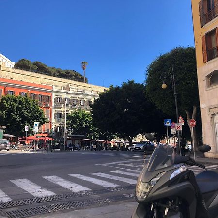 Lilyum Lägenhet Cagliari Exteriör bild