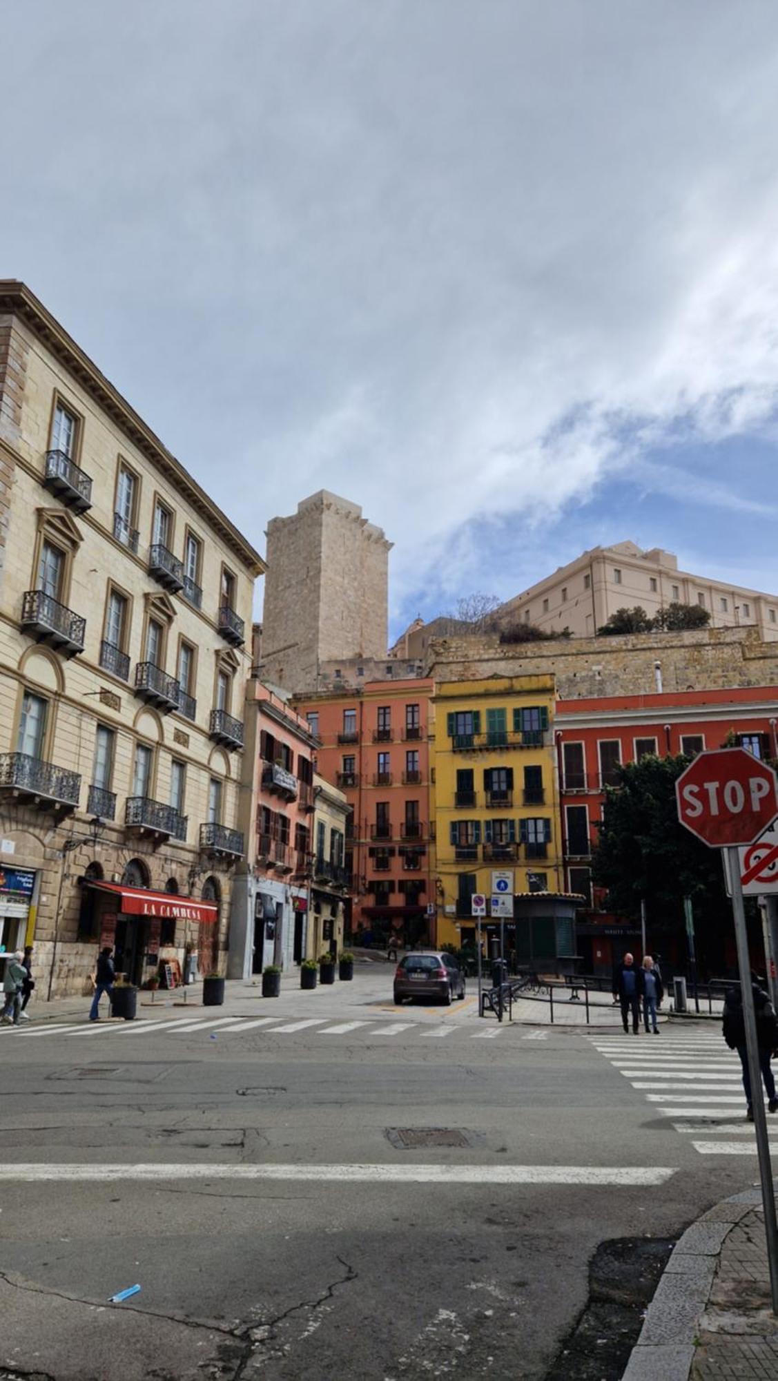 Lilyum Lägenhet Cagliari Exteriör bild