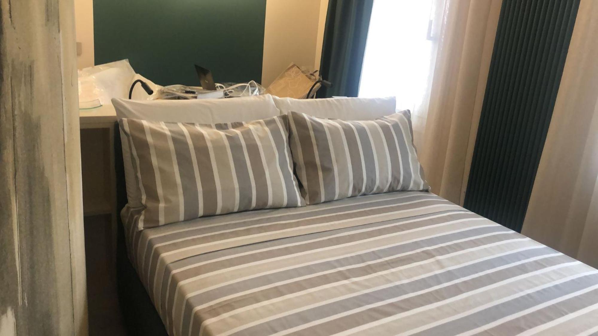 Lilyum Lägenhet Cagliari Rum bild
